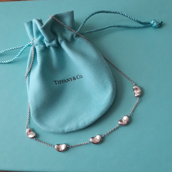 Tiffany & Co. Jewelry - RARE Tiffany Elsa Peretti 5 bean necklace